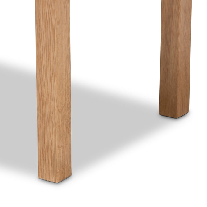 Pacari Accent Bench