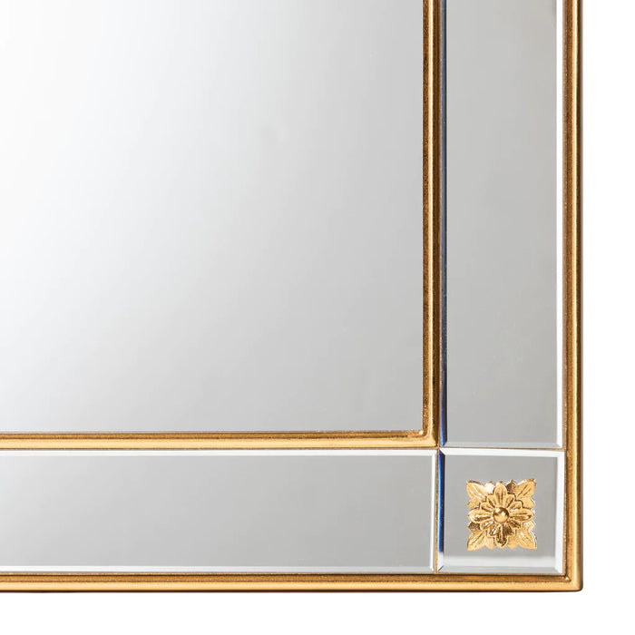 IARA MODERN ACCENT WALL MIRROR