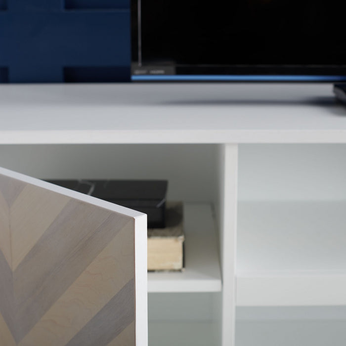 Tay 3 Shelf Patterned Media Stand/ White