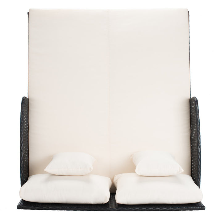 Cadeo Resort Daybed - Cool Stuff & Accessories